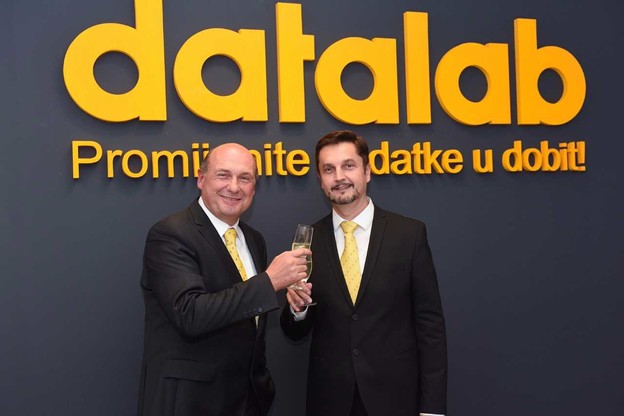Datalab HR svečano otvorio novi ured u Zagrebu Datalab HR svečano otvorio novi ured u Zagrebu