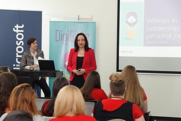 DigiGirlz: Predavanja za učenice srednjih škola DigiGirlz: Predavanja za učenice srednjih škola