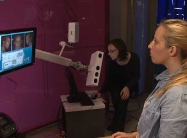 3D skeniranje lica posjetitelja muzeja za potrebe znanosti