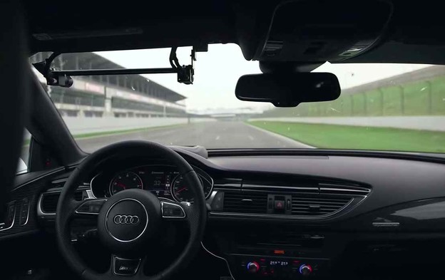 VIDEO: Autonomni Audi RS 7 juri poput duha trkaćom stazom