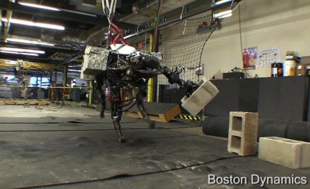 VIDEO: BigDog robot dobio snažnu bacačku ruku