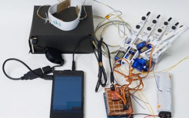 Video: Mobiteli i 3D printanje za bioničke udove