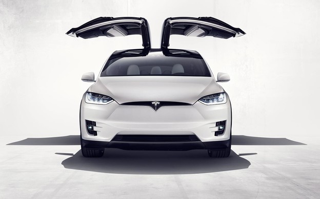 VIDEO: Musk službeno lansirao radikalni Model X crossover