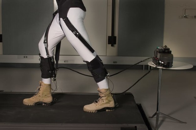 VIDEO: Nosiva robotika olakšava hodanje