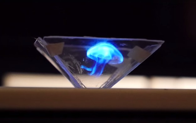 VIDEO: Projicirajte holograme svojim telefonom
