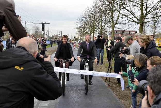 VIDEO: Prva solarna biciklistička staza u Nizozemskoj