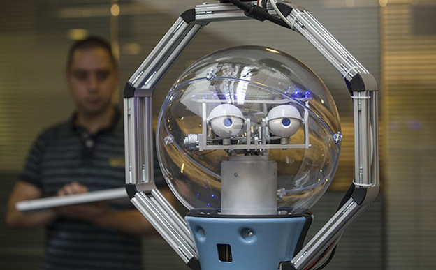 VIDEO: Prvi britanski robot zaštitar