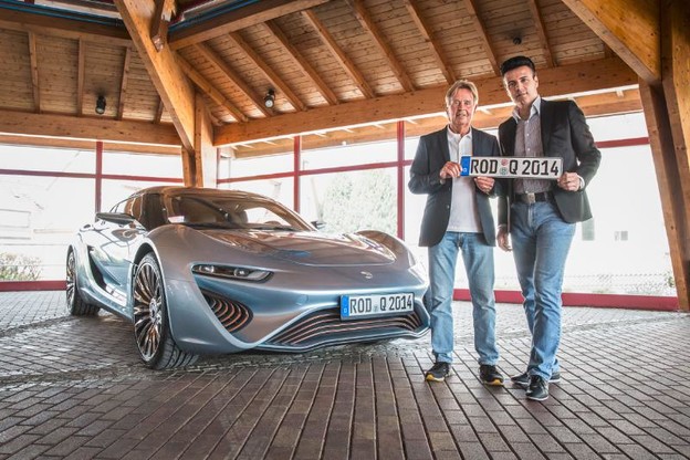 VIDEO: Registriran prvi E-superauto nanoFLOWCELL tehnologije VIDEO: Registriran prvi E-superauto nanoFLOWCELL tehnologije