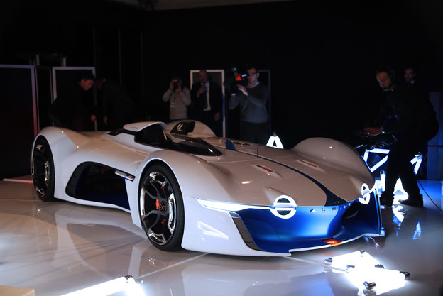 VIDEO: Renault pokazao koncept Gran Turismo automobila