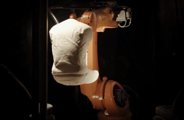 VIDEO: Robot testira autosjedala VIDEO: Robot testira autosjedala