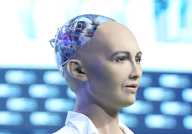 VIDEO: Robotica Sophia održala konferenciju bez mentora