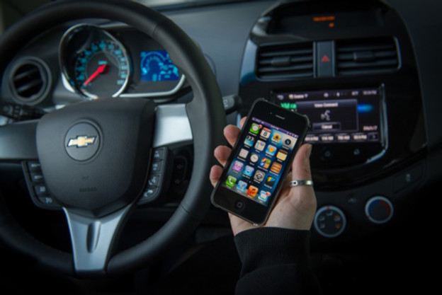 VIDEO: Siri u Chevrolet Sparku