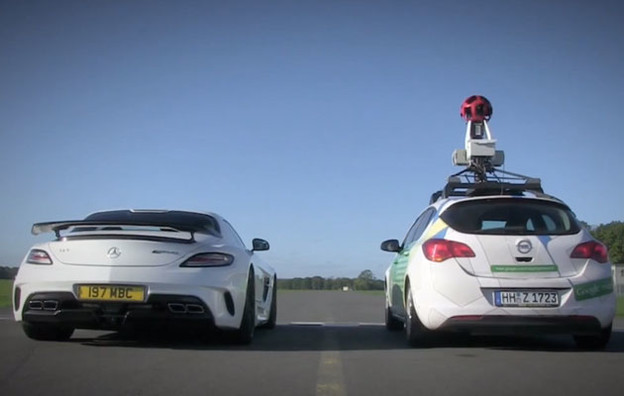 VIDEO: Stig vs Google Street View auto
