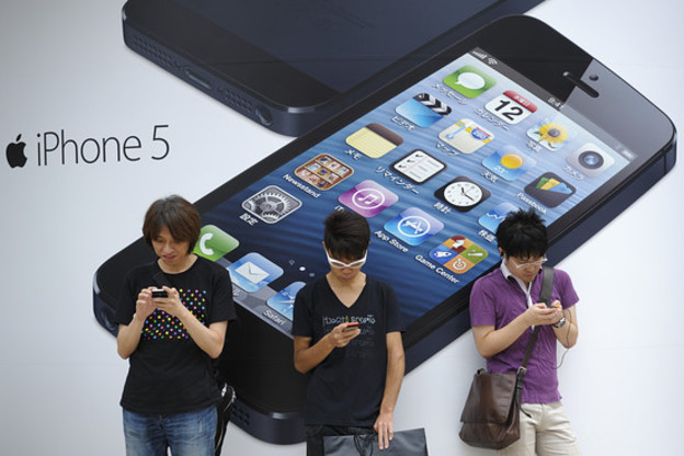 Apple otkazuje narudžbe dijelova za iPhone 5
