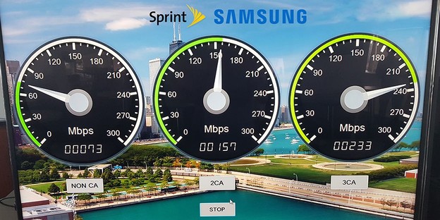 Brzina preuzimanja od 230 Mbps na Galaxy S7 telefonu 