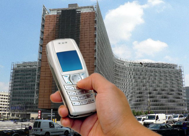 Europska komisija za jeftiniji roaming﻿