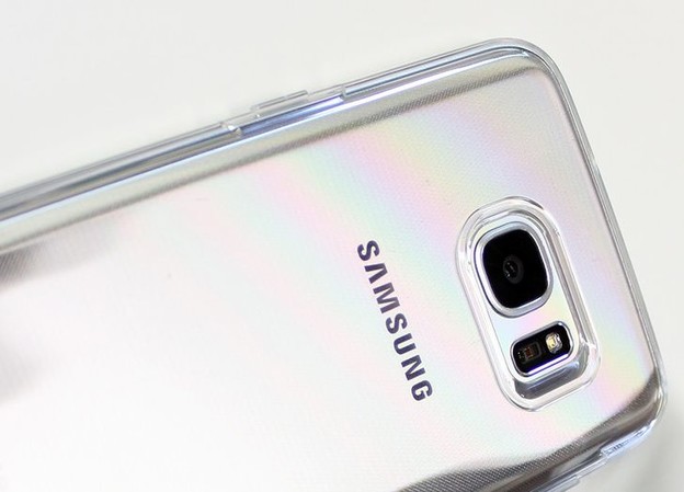 Potvrđeno: Samsungov AI pomoćnik stiže na Galaxy S8