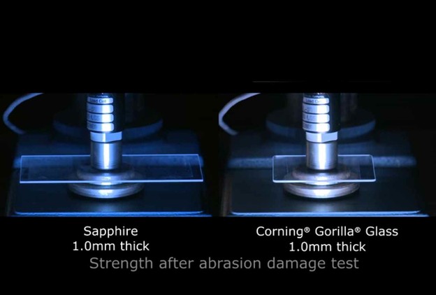 VIDEO: Safirno staklo vs Gorilla Glass