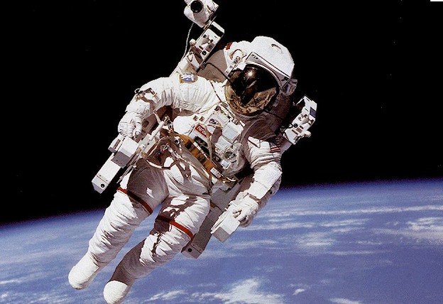 NASA traži astronaute NASA traži astronaute