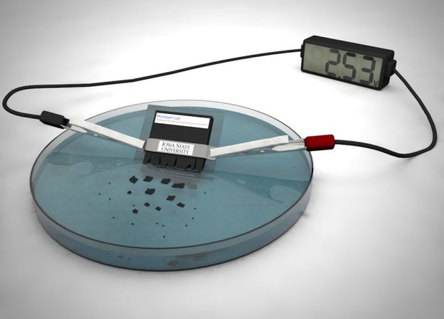 Samouništavajuća baterija se rastvara u vodi