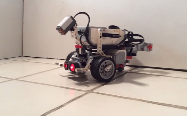 VIDEO: Lego autić s mozgom crva