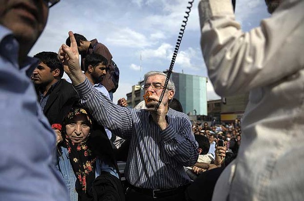 Prosvjedi u Iranu okupili mase protivnika režima