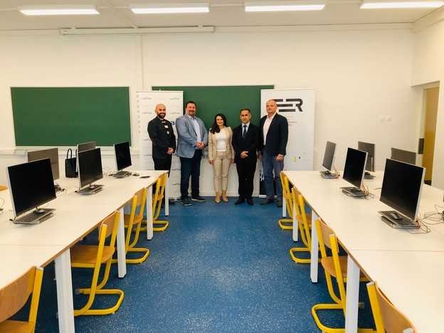 FER ima 2 nova računalna laboratorija FER ima 2 nova računalna laboratorija