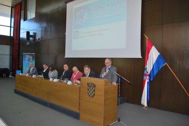 Održan četvrti hrvatski Forum o upravljanju Internetom Održan četvrti hrvatski Forum o upravljanju Internetom