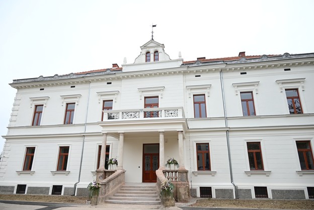 Službeno dovršena obnova Vile Oršić u Varaždinu Službeno dovršena obnova Vile Oršić u Varaždinu