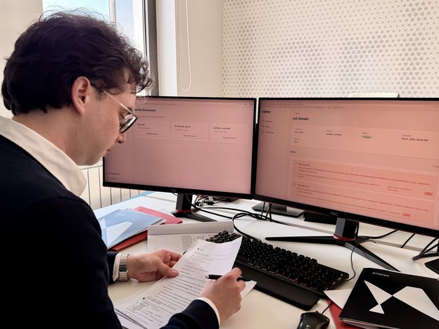 Validacije dokumenata pomoću AI-ja