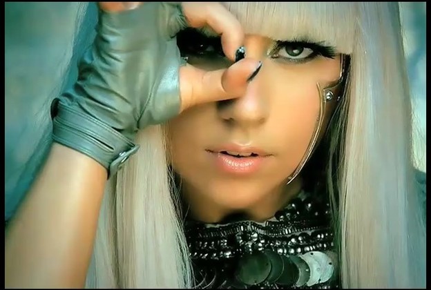Lady Gaga prva po zaradi Lady Gaga prva po zaradi
