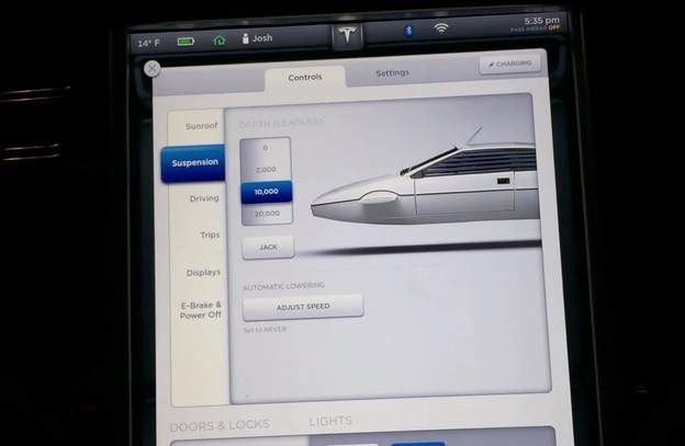VIDEO: Tesla Model S ima tajni Bondov podvodni mod VIDEO: Tesla Model S ima tajni Bondov podvodni mod