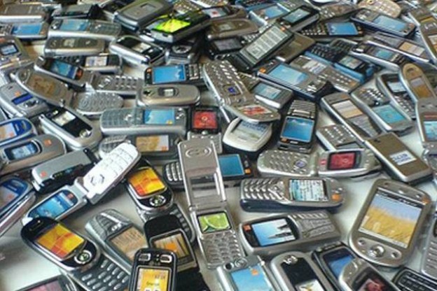 Bez mobilnog telefona se ne može Bez mobilnog telefona se ne može