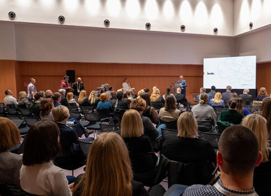 Digitalne tehnologije i umjetna inteligencija u obrazovanju