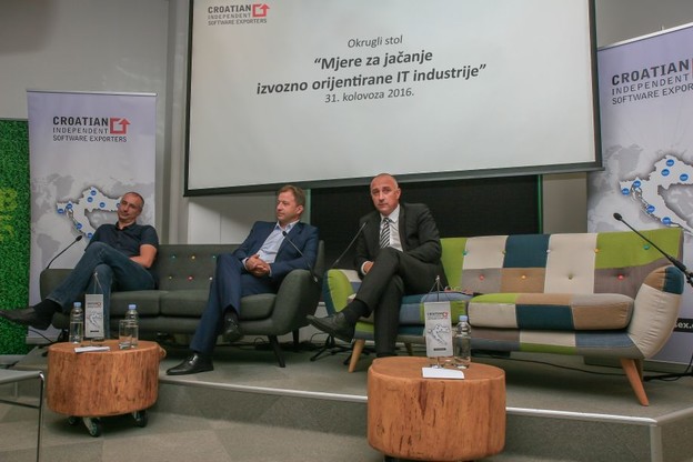 Hrvatski političari o izvozu IT industrije Hrvatski političari o izvozu IT industrije
