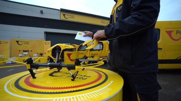 Prva dostava Hrvatske pošte dronom Prva dostava Hrvatske pošte dronom