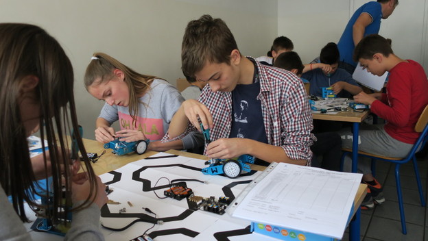 Započelo hrvatsko natjecanje u robotici Započelo hrvatsko natjecanje u robotici