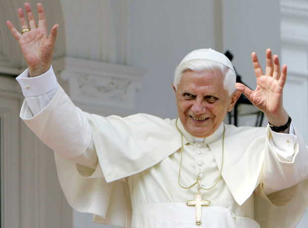 Lažni tweet proglasio papu Benedicta XVI mrtvim Lažni tweet proglasio papu Benedicta XVI mrtvim