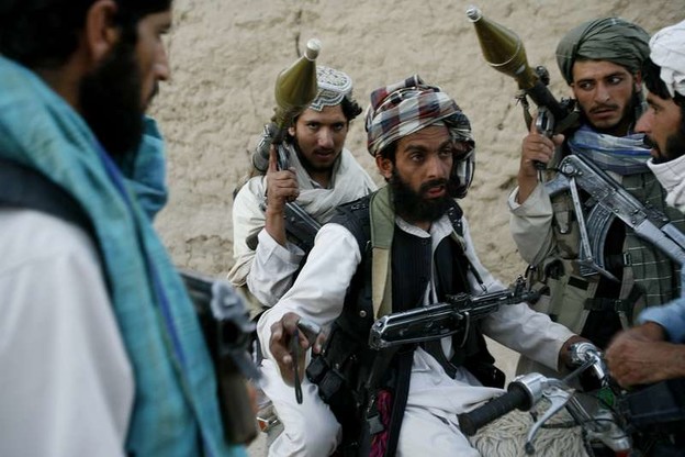 Napad Talibana samoubojica