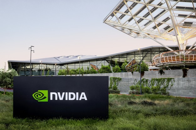 Nvidia gradi tvornicu čipova za računalstvo u oblaku Nvidia gradi tvornicu čipova za računalstvo u oblaku
