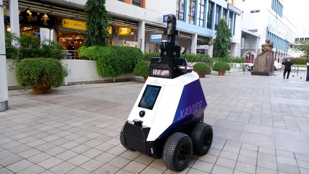 VIDEO: Autonomni roboti patroliraju javnim površinama VIDEO: Autonomni roboti patroliraju javnim površinama