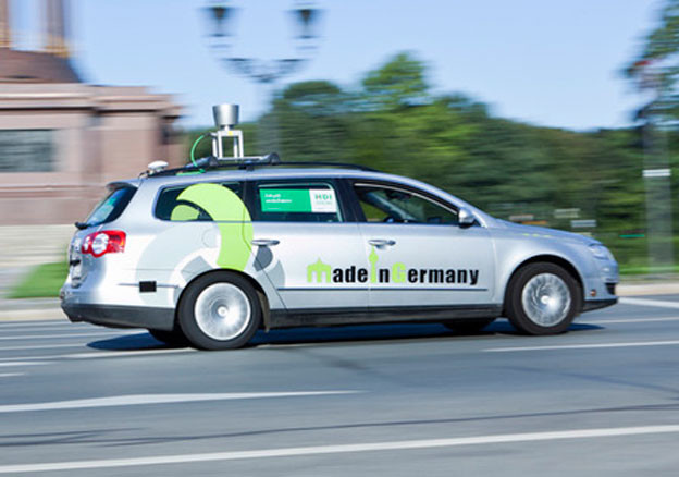 Auto bez vozača prošao test berlinskim ulicama Auto bez vozača prošao test berlinskim ulicama