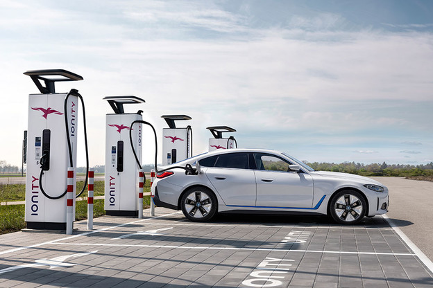 BMW i4 EV stiže iduće godine po cijeni od 55400 dolara BMW i4 EV stiže iduće godine po cijeni od 55400 dolara