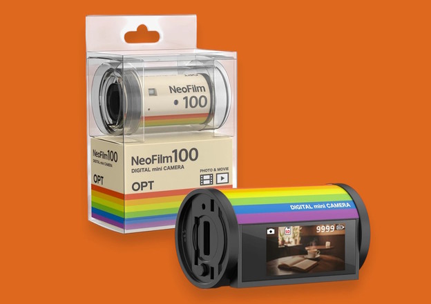 Digitalna kamera u roli filma