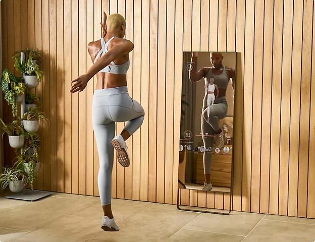 Fitness s pametnim ogledalom na pretplatu Fitness s pametnim ogledalom na pretplatu