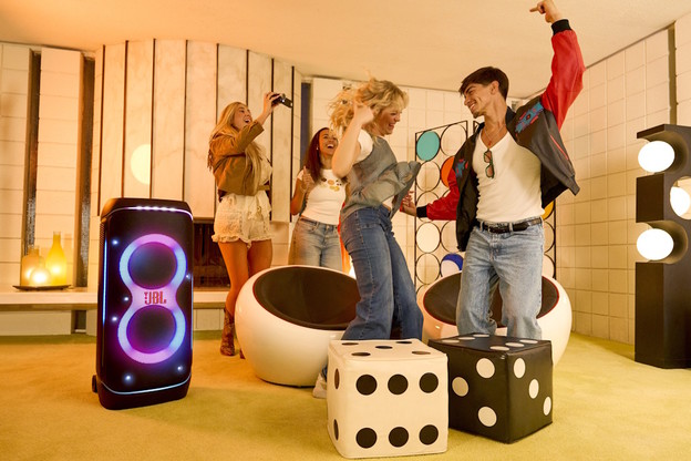 JBL predstavio svoj najveći bežični party zvučnik JBL predstavio svoj najveći bežični party zvučnik
