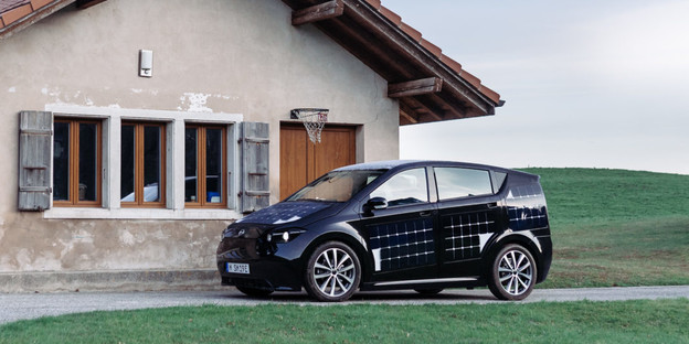 Jeftin električni auto sa solarnim ćelijama kreće u prodaju Jeftin električni auto sa solarnim ćelijama kreće u prodaju
