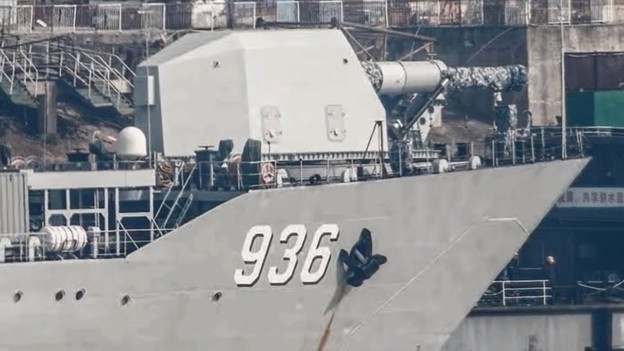 Kineski ratni brod s railgunom izlazi na more