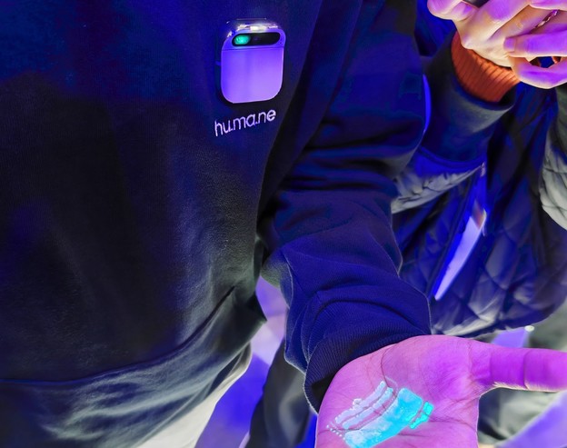 MWC Dan 2: AI Pin koji želi zamijeniti mobitel MWC Dan 2: AI Pin koji želi zamijeniti mobitel
