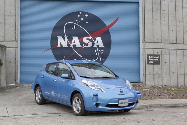NASA i Nissan zajednički razvijaju svemirske rovere